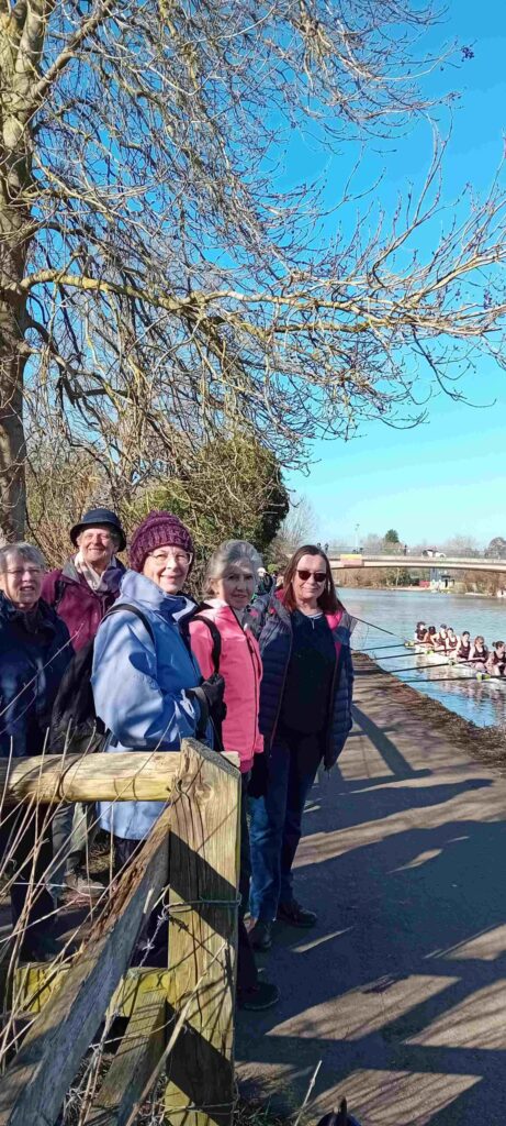 On the bank of the Thames