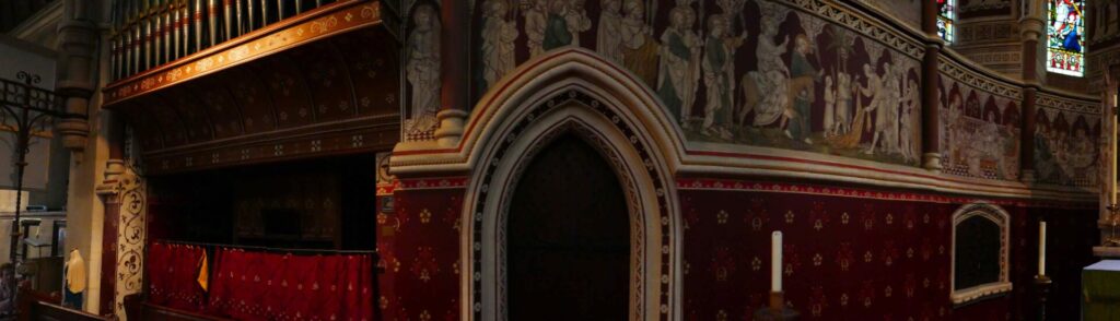 a panorama of the Chancel, with its wonderful and lavish decoratons