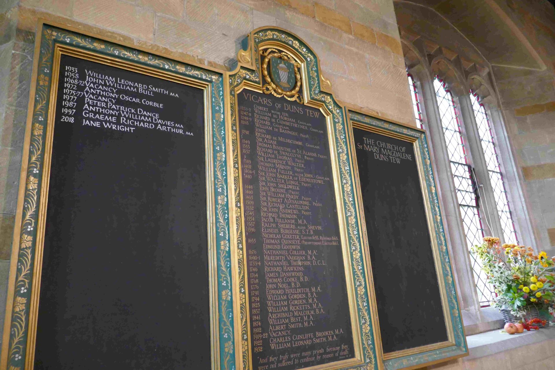 The board commemorating the Vicars of Duns Tew